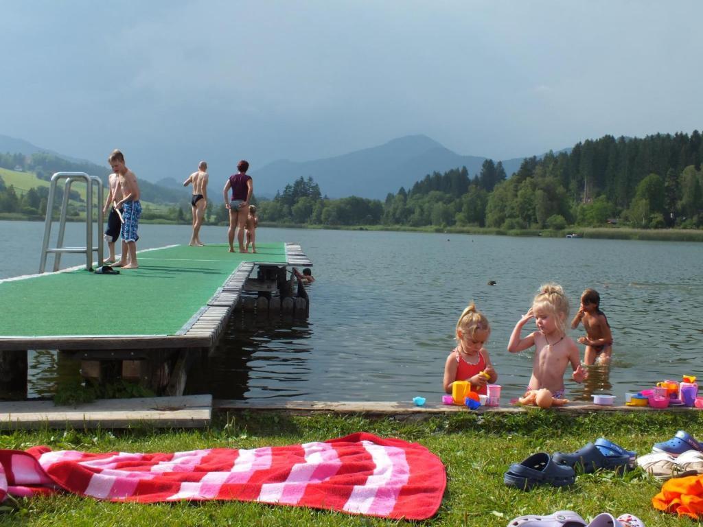 Ferienhaus "Zur Alten Schmiede" Mariahof Bagian luar foto